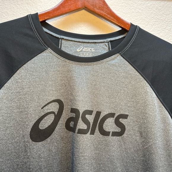 ASICS Women's Black and Gray Long Sleeve Shirt - Picture 2 of 4